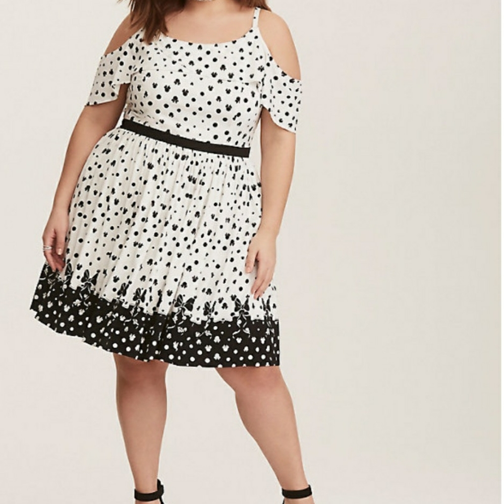 Torrid minnie polka dot dress.